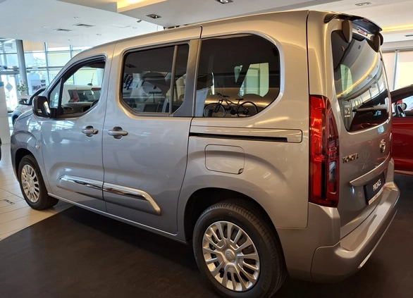 Toyota Proace City Verso cena 122900 przebieg: 3, rok produkcji 2023 z Bełżyce małe 67